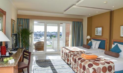 hotel-img